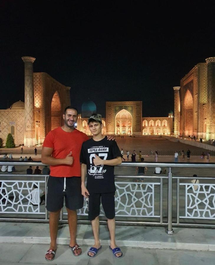 Muharram Homestay In The Neighborhood Of The Registan Square, 家族 ゲストハウス Samarkand Esterno foto