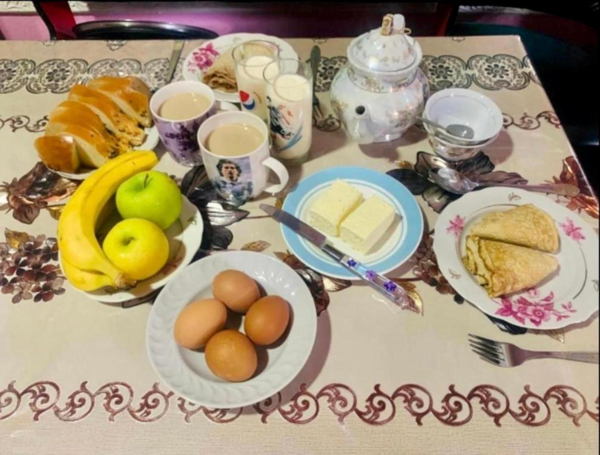 Muharram Homestay In The Neighborhood Of The Registan Square, 家族 ゲストハウス Samarkand Esterno foto