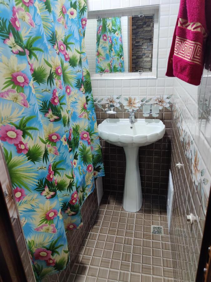 Muharram Homestay In The Neighborhood Of The Registan Square, 家族 ゲストハウス Samarkand Esterno foto