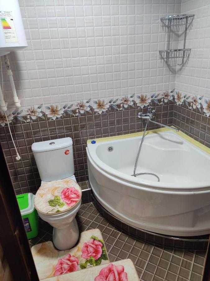 Muharram Homestay In The Neighborhood Of The Registan Square, 家族 ゲストハウス Samarkand Esterno foto