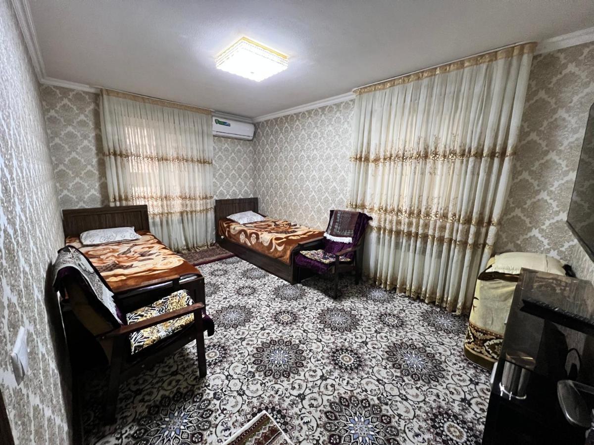 Muharram Homestay In The Neighborhood Of The Registan Square, 家族 ゲストハウス Samarkand Esterno foto
