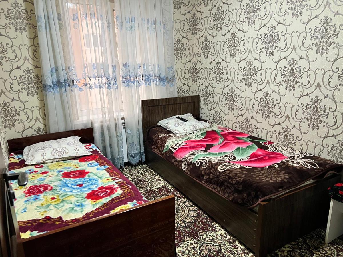 Muharram Homestay In The Neighborhood Of The Registan Square, 家族 ゲストハウス Samarkand Esterno foto